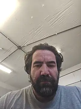 Snapshot of MysterBearMG chatting on 07-15-26, 03:06 MysterBearMG online show from 07-15-26, 03:06