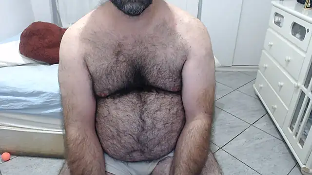 Snapshot of MysterBearMG chatting on 07-19-26, 02:26 MysterBearMG online show from 07-19-26, 02:26