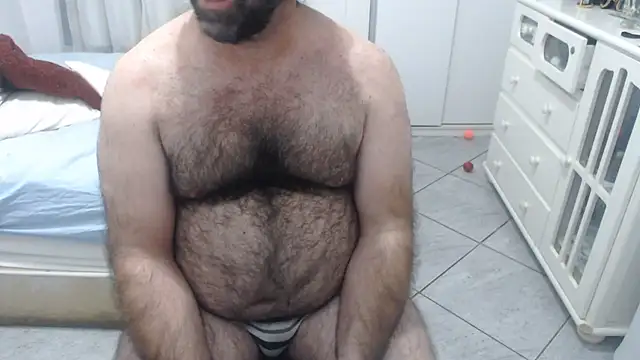 Snapshot of MysterBearMG chatting on 07-20-26, 02:37 MysterBearMG online show from 07-20-26, 02:37