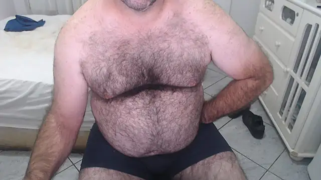 Snapshot of MysterBearMG chatting on 07-27-26, 01:56 MysterBearMG online show from 07-27-26, 01:56