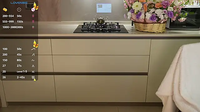 Snapshot of Vassiilisa chatting on 12-19-24, 09:17 Vassiilisa online show from 12-19-24, 09:17