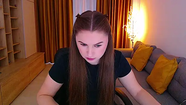 Snapshot of _Mia_Adams chatting on 04-15-26, 10:00 Mia Adams online show from 04-15-26, 10:00