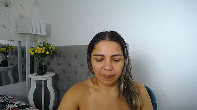 Snapshot of cum_bigass chatting on 07-24-26, 12:14 cum bigass online show from 07-24-26, 12:14