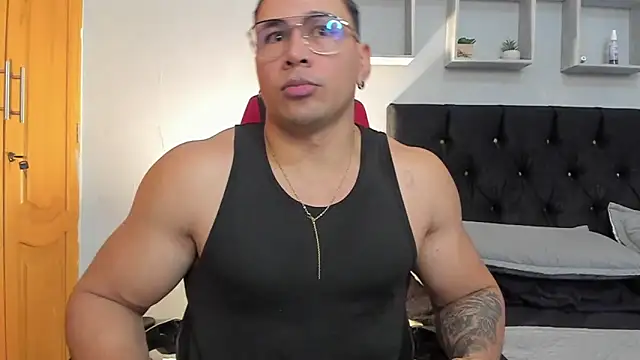 tyler hank01 online show from 03-27-26, 01:22