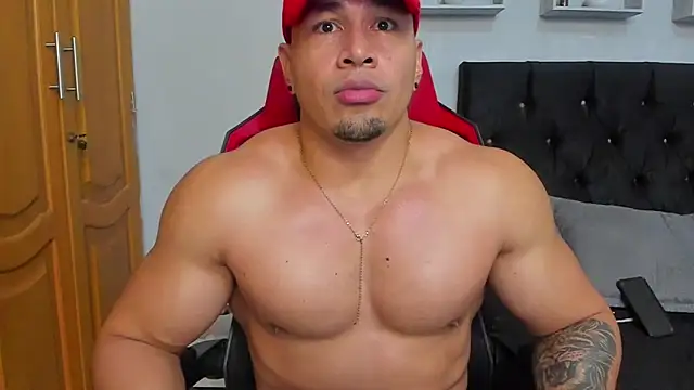 tyler hank01 online show from 06-25-26, 05:12