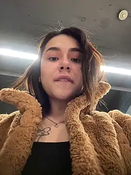 Snapshot of sammbunny chatting on 01-05-25, 07:39 sammbunny online show from 01-05-25, 07:39