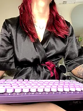 devlin nurmi online show from 10-14-25, 01:23