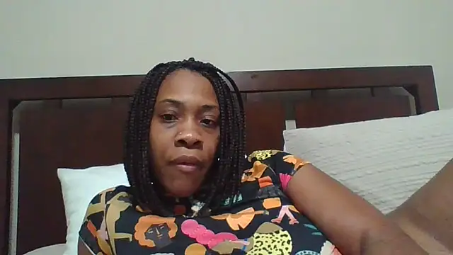 Snapshot of MsJuicy chatting on 01-30-25, 12:06 MsJuicy online show from 01-30-25, 12:06