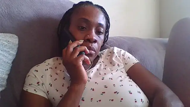 Snapshot of MsJuicy chatting on 11-12-25, 09:14 MsJuicy online show from 11-12-25, 09:14