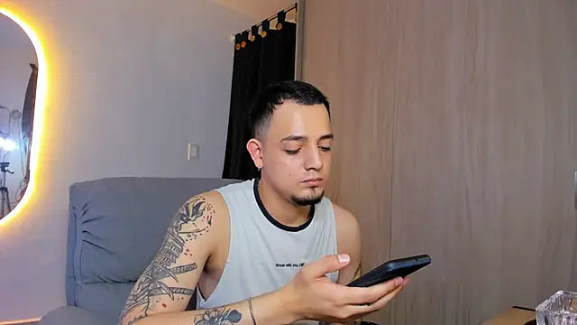 alejandro calderon1 online show from 02-25-25, 04:46