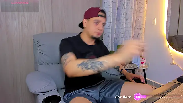 alejandro calderon1 online show from 10-13-25, 02:55