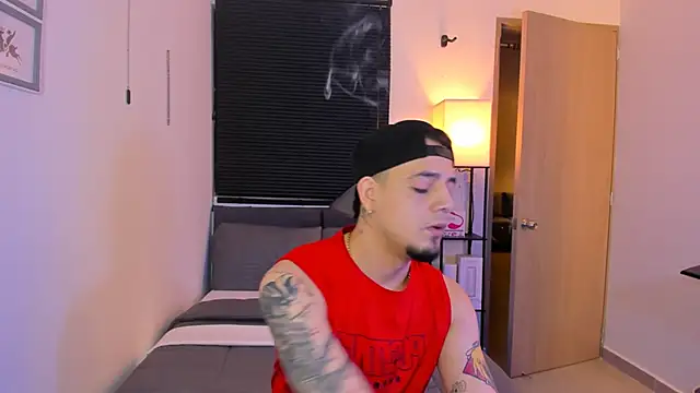 alejandro calderon1 online show from 04-13-26, 03:45