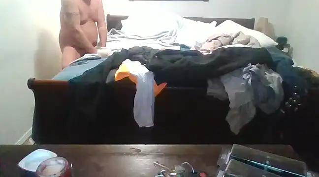 Snapshot of twotonetommyme chatting on 01-12-25, 06:49 twotonetommyme online show from 01-12-25, 06:49