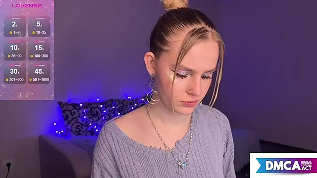 Snapshot of Chanel_Gill chatting on 12-30-24, 11:17 Chanel Gill online show from 12-30-24, 11:17