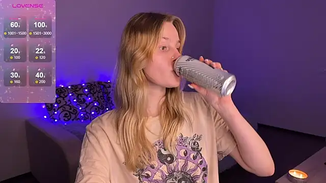 Snapshot of Chanel_Gill chatting on 01-04-25, 06:19 Chanel Gill online show from 01-04-25, 06:19