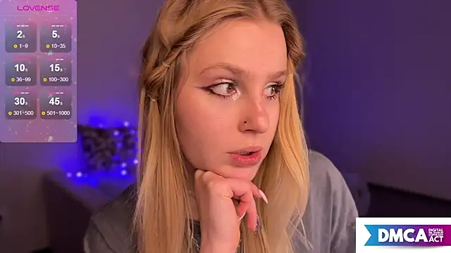 Snapshot of Chanel_Gill chatting on 01-05-25, 09:14 Chanel Gill online show from 01-05-25, 09:14