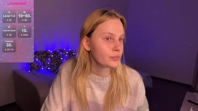 Snapshot of Chanel_Gill chatting on 01-07-25, 05:31 Chanel Gill online show from 01-07-25, 05:31