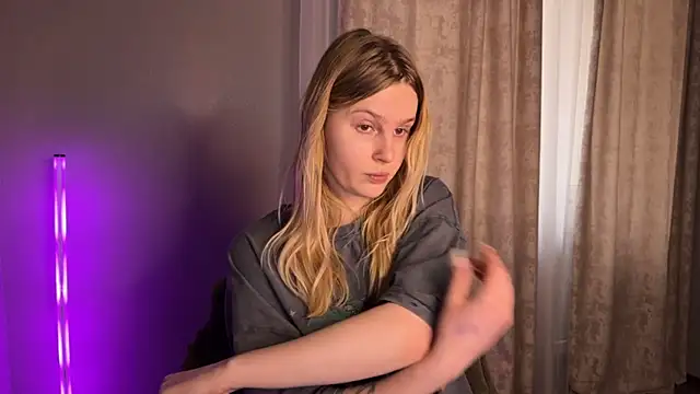 Snapshot of Chanel_Gill chatting on 01-13-25, 09:52 Chanel Gill online show from 01-13-25, 09:52