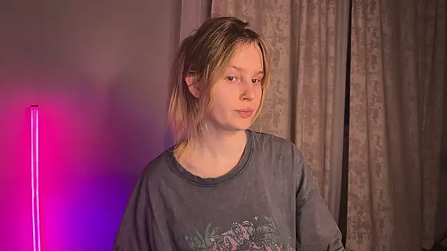 Snapshot of Chanel_Gill chatting on 01-13-25, 08:04 Chanel Gill online show from 01-13-25, 08:04