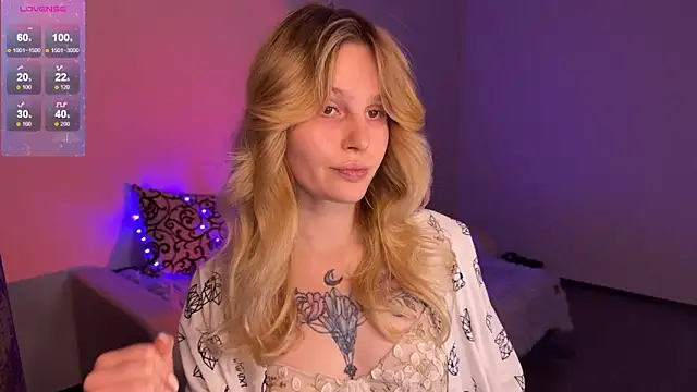 Snapshot of Chanel_Gill chatting on 01-18-25, 06:43 Chanel Gill online show from 01-18-25, 06:43