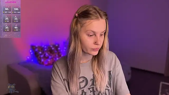 Snapshot of Chanel_Gill chatting on 01-24-25, 09:06 Chanel Gill online show from 01-24-25, 09:06