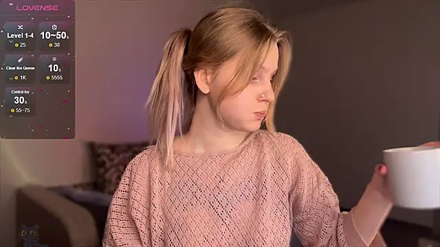 Snapshot of Chanel_Gill chatting on 02-15-25, 07:39 Chanel Gill online show from 02-15-25, 07:39