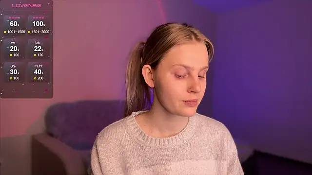 Snapshot of Chanel_Gill chatting on 02-23-25, 02:35 Chanel Gill online show from 02-23-25, 02:35