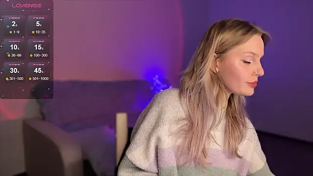 Snapshot of Chanel_Gill chatting on 02-26-25, 11:48 Chanel Gill online show from 02-26-25, 11:48