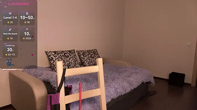 Snapshot of Chanel_Gill chatting on 03-04-25, 09:43 Chanel Gill online show from 03-04-25, 09:43