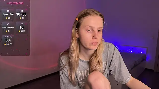 Snapshot of Chanel_Gill chatting on 03-12-25, 06:40 Chanel Gill online show from 03-12-25, 06:40