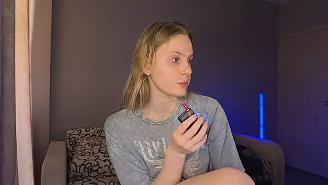 Snapshot of Chanel_Gill chatting on 03-13-25, 10:47 Chanel Gill online show from 03-13-25, 10:47