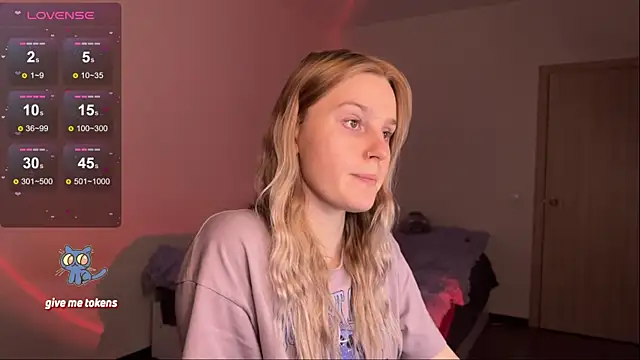 Snapshot of Chanel_Gill chatting on 03-23-25, 05:10 Chanel Gill online show from 03-23-25, 05:10