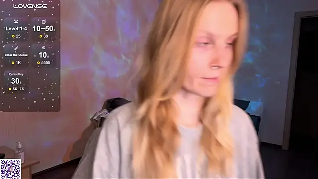 Snapshot of Chanel_Gill chatting on 09-18-25, 06:54 Chanel Gill online show from 09-18-25, 06:54