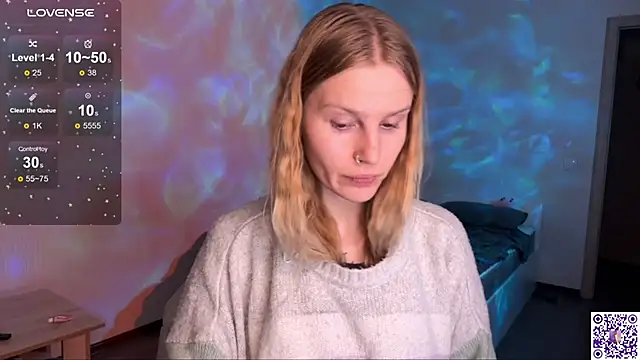 Snapshot of Chanel_Gill chatting on 09-29-25, 08:13 Chanel Gill online show from 09-29-25, 08:13