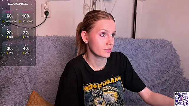 Snapshot of Chanel_Gill chatting on 10-23-25, 11:03 Chanel Gill online show from 10-23-25, 11:03