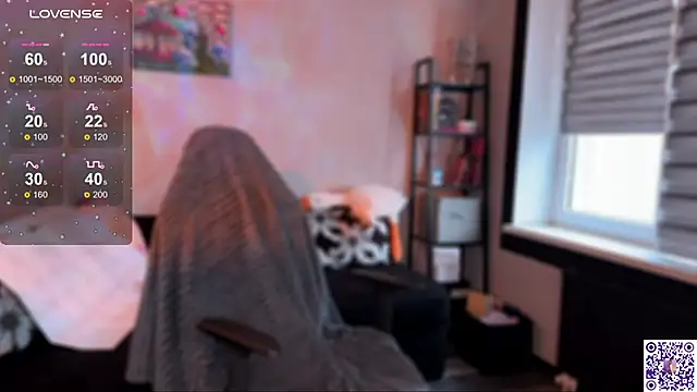 Chanel Gill online show from 11-09-25, 08:45