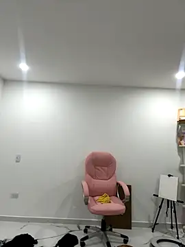 stormyy  online show from 10-24-25, 12:19