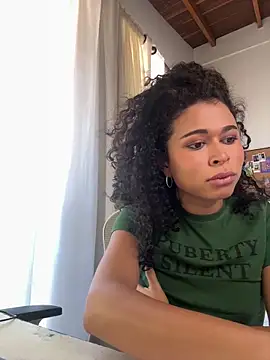 GabriSaenz online show from 11-18-25, 02:54