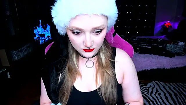 Snapshot of YourDyingBride chatting on 12-25-24, 11:31 YourDyingBride online show from 12-25-24, 11:31