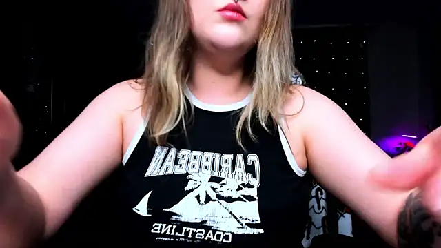 Snapshot of YourDyingBride chatting on 01-17-25, 07:41 YourDyingBride online show from 01-17-25, 07:41