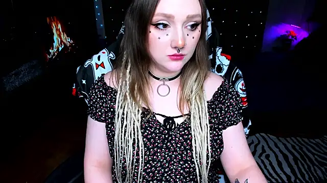 Snapshot of YourDyingBride chatting on 01-19-25, 07:37 YourDyingBride online show from 01-19-25, 07:37