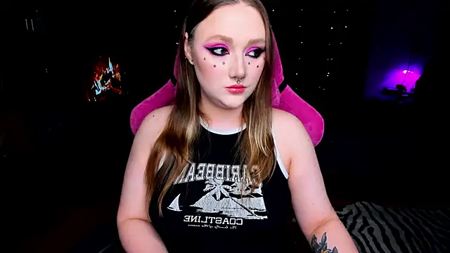 Snapshot of YourDyingBride chatting on 03-19-25, 06:23 YourDyingBride online show from 03-19-25, 06:23