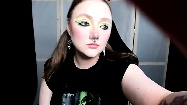 Snapshot of YourDyingBride chatting on 11-20-25, 05:07 YourDyingBride online show from 11-20-25, 05:07