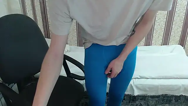 darienlarge online show from 03-06-25, 05:43