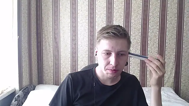 darienlarge online show from 03-11-25, 10:40