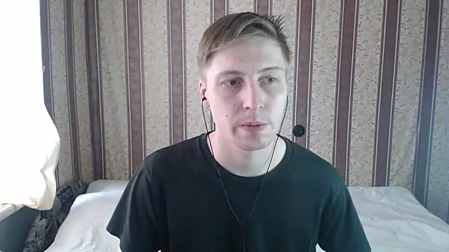 darienlarge online show from 03-11-25, 01:45