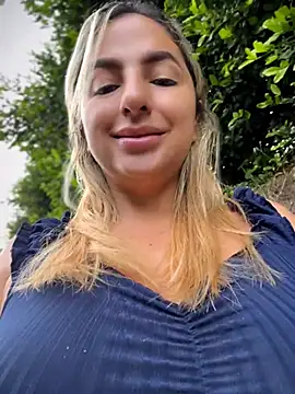sammyqueenx21 online show from 07-18-26, 11:36