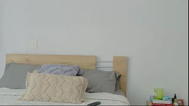 GrettaBenett online show from 11-10-25, 07:46