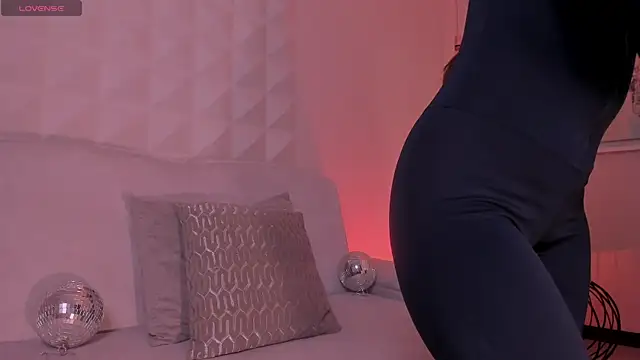 ErikaBenz  online show from 04-05-26, 11:29