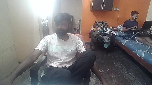 Snapshot of Indiaguy4u chatting on 02-21-25, 06:51 Indiaguy4u online show from 02-21-25, 06:51